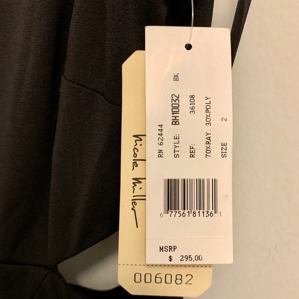 Never worn, with tags Black dress with back cut-out - Picture 4 of 4